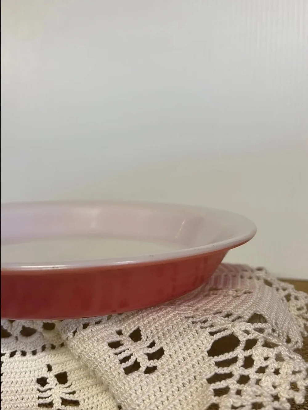 PYREX #909, Vintage Flamingo Pink, 9” round PIE pan, baking or casserole dish.